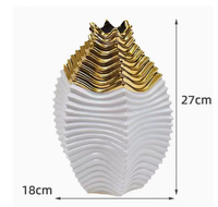 Les vases plaqués or en céramique conviennent aux vases décoratifs de grande taille au centre de la table