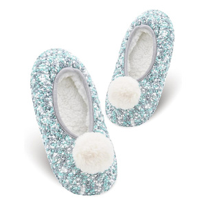 Calcetines <span class=keywords><strong>de</strong></span> pantuflas para mujer Cozy Warm Pom-Pom con pinzas-House Soft Sole Fluffy Sherpa Slipper Socks - Product Image 2