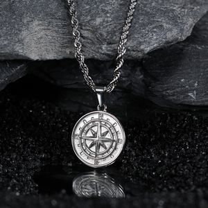 Colgante de Brújula de Oro de 18k para hombre, joyería personalizada de acero inoxidable, moneda redonda, brújula, collar de Estrella del Norte - Product Image 3
