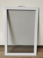 Fenêtre à persiennes en verre aluminium avec barre de sécurité et moustiquaire en fibre de verre