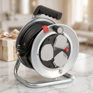 <span class=keywords><strong>Enrouleur</strong></span> industriel <span class=keywords><strong>vide</strong></span> en aluminium à 3 prises, rallonge robuste avec protection contre les surtensions et disjoncteur de surcharge - Product Image 2