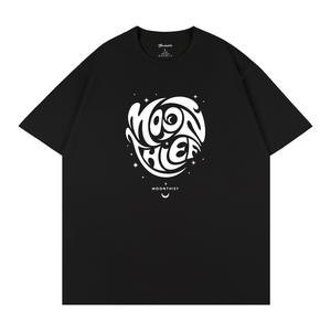 Camiseta negra con estampado de luna y sonrisa abstracta, camiseta informal holgada unisex Q72 - Product Image 4