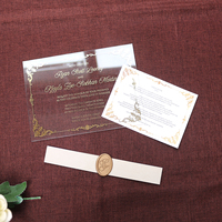 Invitation de mariage à couverture rigide avec impression photo personnalisée, estampage à chaud doré, invitation en acrylique transparent avec sceau de cire et pompon