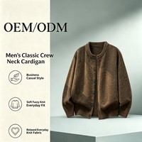 Veste en tricot pour homme ODM, col rond minimaliste de qualité supérieure, avec patte de boutonnage avant et silhouette ample confortable pour un look de bureau tendance