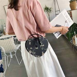I-0628 Factory <b>Crossbody</b> Messenger <b>Bag</b> Handbags Cute Girls Genuine Women's Embroidered Shoulder <b>Bag</b> Lace PU Love <b>Bag</b> - Product Image 5