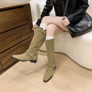 Women's Chunky-Heeled French Vintage Pointed-Toe Western <b>Boots</b> 2026 Fall/Winter New Arrival <b>Black</b> <b>Knee</b>-<b>High</b> Booties - Product Image 3