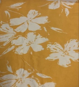 Tela de Viscosa Rayón Ligera de Primera Calidad, 130 GSM, Impresa Digitalmente, para Confección de Prendas y Vestidos - Product Image 1