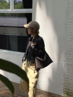 Sac Hobo en Cuir de Vachette à Motif Cerf, Fournisseur de Sacs Fourre-Tout Souples à Fermeture Tournante, Vente en Gros de Sacs à Bandoulière en Cuir Véritable, Dépôt