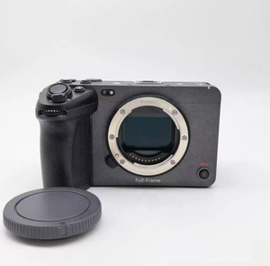 Caméra Cinéma Plein Format FX3A à Bon Prix avec Écran LCD 2,36 M Pixels Amélioré, Double Base ISO 800/12800, 4K 120p - Product Image 1