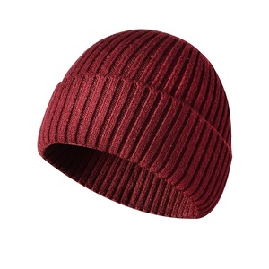 Gorro de Invierno de Punto Acrílico con Puño, Color Sólido, Teñido, Liso, de Alta Calidad, Unisex, con Logotipo Personalizado al por Mayor - Product Image 3