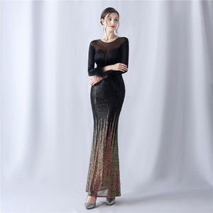 31572 #   Nuevo Producto, Vestido de Noche de Alta Gama con Cuentas en Degradado y Pedrería - Product Image 1