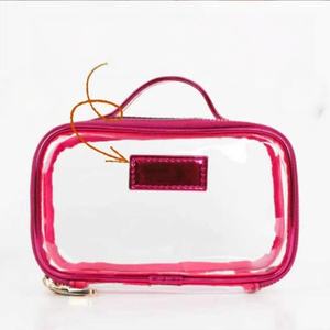 Sacs de voyage imperméables à fermeture éclair, PVC de haute qualité, design personnalisé, trousse de toilette pour femmes, sacs de toilette portables brodés pour femmes - Product Image 2