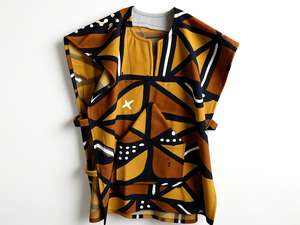 Robe en lin brodée artisanale respirante, design unique à blocs de couleur, édition limitée - Product Image 3