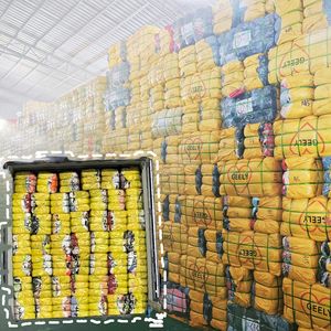 Vente en gros <span class=keywords><strong>de</strong></span> vêtements <span class=keywords><strong>d</strong></span>'<span class=keywords><strong>occasion</strong></span> pour hommes et femmes vêtements mélangés en ballots mélange <span class=keywords><strong>de</strong></span> balles pour adultes et enfants acheter en gros des vêtements <span class=keywords><strong>d</strong></span>'<span class=keywords><strong>occasion</strong></span> - Product Image 6