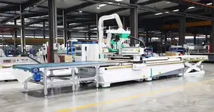 Yüksek hızlı 1325 Atc Cnc Router makine 3 eksenli doğrusal otomatik takım değiştirici ahşap Cnc gravür makineleri mobilya dolap yapma