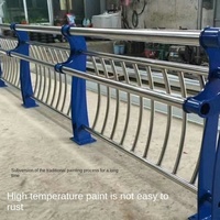 Barandillas de puente, pasillos peatonales, paisajes fluviales, barandillas de aislamiento de tuberías compuestas de acero inoxidable, barrera anticolisión para pasos elevados, suelo.
