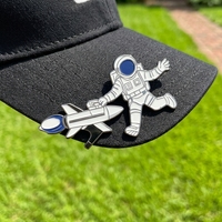 Personnalisé en gros émail broche chapeau bord Clip personnalisé mexique chapeau Clip espace astronaute Golf chapeau Clip