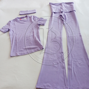 Completo Sportivo Estivo da Yoga per <span class=keywords><strong>Donna</strong></span>, Maglia a Maniche Lunghe con Collo Tondo e Pantaloni a Vita Bassa a Zampa, Set 2 Pezzi Loungewear - Product Image 4