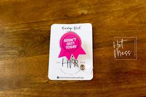 OEM Odm อะนิเมะ ไม่ยอมแพ้วันนี้ ที่ใส่บัตรแบบยืดหดได้ อะคริลิค ของขวัญสำหรับพยาบาล ที่ใส่บัตรแบบตลกๆ ที่ใส่บัตรแบบกลิตเตอร์ - Product Image 5