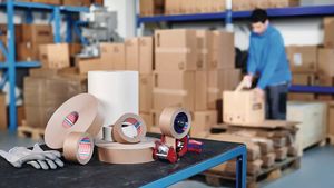 Ruban adhésif d'emballage en papier kraft PTFE et polyimide personnalisé pour adhésif en caoutchouc naturel 4713, résistance à <span class=keywords><strong>la</strong></span> traction <span class=keywords><strong>de</strong></span> 30 N/cm - Product Image 3