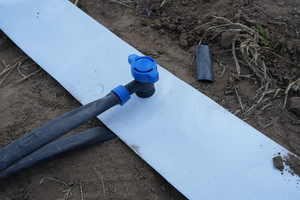 Tuyau plat agricole avec trous pré-perforés, <span class=keywords><strong>ceinture</strong></span> d'irrigation goutte à goutte écologique pour jardin et <span class=keywords><strong>serre</strong></span>, en PE - Product Image 4