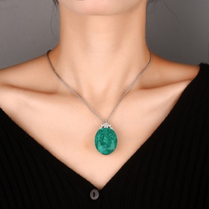 Collier pendentif ovale en cuivre imitation jade de haute qualité, élégant et écologique, 25*30mm, pour femme, idéal pour les occasions décontractées et le bureau - Product Image 5