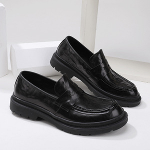 Nouvelles Chaussures Décontractées et Professionnelles en Cuir Véritable Printemps 2026 pour Hommes, à Bout Rond, Tendance, à Semelle Épaisse et Rehaussante - Product Image 3
