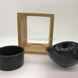 Brûleur de cire en céramique fait <span class=keywords><strong>maison</strong></span> en gros sur support en bois réchauffeur de cire fondue glaçure noire - Product Image 3