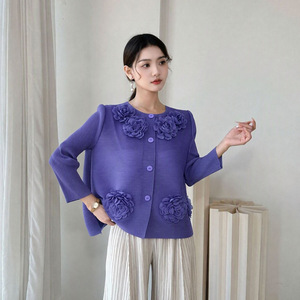Blusa Cardigã de Renda Tridimensional em Cor Sólida com Manga Três Quartos e Gola Alta Elástica Miyake para Mulheres - Product Image 2