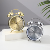 Neuer Retro Metall Smart Wecker mit Mechanischem Uhrwerk Leuchtender Alarm Einfaches Kreatives Vintage Hufeisen-Uhren-Design