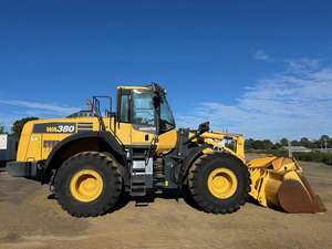 Cheap Price Used Wheel Loader Large Capacity Komatsu Wa380-8 With Good Service Supplier - Product Image 2