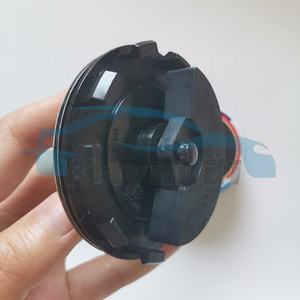 Ensemble de 4 enjoliveurs de <span class=keywords><strong>moyeu</strong></span> de roue flottants de différentes formes, neufs, 56 mm et 68 mm - Product Image 2