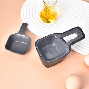 Ensemble de tasses à mesurer en plastique gris, 4 pièces, outils de cuisson résistants à la chaleur pour la mesure de la farine et des céréales - Product Image 1