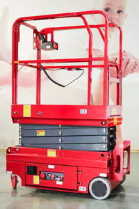 Plataforma Elevadora de Tijera Autopropulsada Eléctrica Mini, Elevador para Trabajos y Mantenimiento Aéreos - Product Image 3