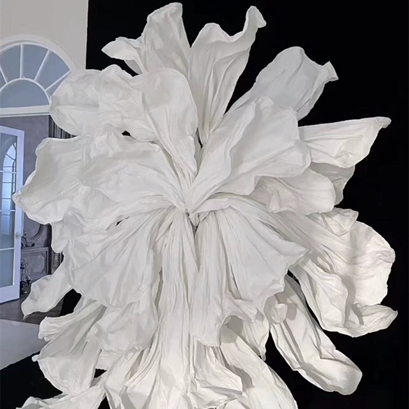 big wallvases for flowers