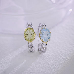 <span class=keywords><strong>Anillo</strong></span> <span class=keywords><strong>de</strong></span> novia <span class=keywords><strong>de</strong></span> plata esterlina entero abierto DISEÑO <span class=keywords><strong>DE</strong></span> seigong <span class=keywords><strong>de</strong></span> cristal amarillo <span class=keywords><strong>de</strong></span> Topacio azul natural tallado a <span class=keywords><strong>mano</strong></span> - Product Image 1