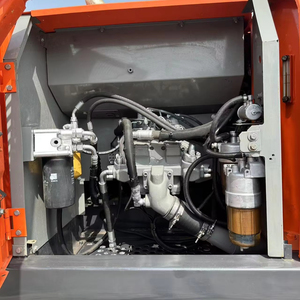 Excavatrice sur chenilles Hitachi Zx200 d'origine japonaise, 20 tonnes, modèle 2023, moteur Isuzu, boîte de vitesses PLC, pompe, roulement, 100% origine japonaise - Product Image 6
