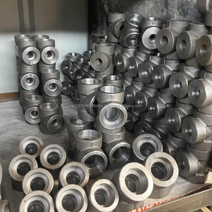 Coude fileté en acier au carbone ASTM A105 (SA105) 3000, 1/8\"-4\", Weldolet, Threadolet, Sockolet, conforme ASME - Product Image 3