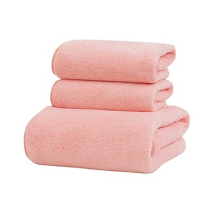 Ensemble de serviettes de bain en polaire corail, couleur unie, rectangulaires, pour usage domestique, absorbantes, sans peluches, inaltérables, avec option logo - Product Image 4