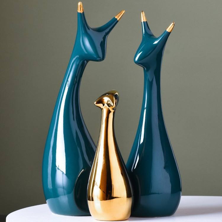 ครอบครัวกรีนโกลด์สามคนมีความผูกพันกันอย่างแน่นแฟ้น