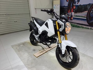 Nouvelle Moto Sportive 250cc à Essence, Modèles Tendance, Occasion Exclusive - Product Image 5