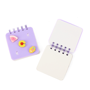 Carnet à spirale violet avec breloque 3D, motif gâteau marguerite, bulle de discours 'Je t'aime', couverture en silicone Kawaii, découpe lune croissante et cœur, cadeau - Product Image 4