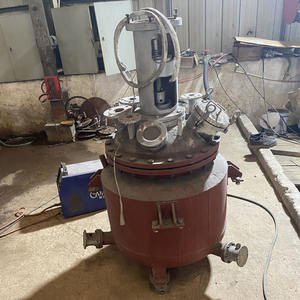 Machine à mélanger à double enveloppe Réservoir Réacteur de paillasse Réacteur chimique pour émulsion Machine de fabrication de peinture acrylique - Product Image 1