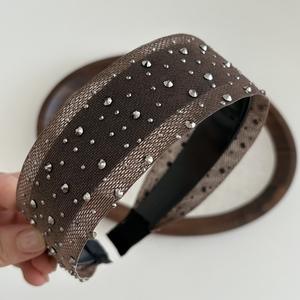 Serre-tête coréen rétro en tissu à large bord pour femme avec strass, accessoire capillaire vintage à dents et design antidérapant - Product Image 5