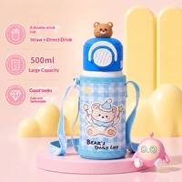 Bouteille Thermique en Acier Inoxydable 3D Peluche Dessin Animé pour Enfants 500ml avec Couvercle à Ouverture Rapide, Paille Double Usage et Conception à Boire Directement, Sangle Portable
