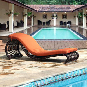 Tumbona Metálica Impermeable para Exteriores, Ideal para Piscinas, Playas, Saunas y Alojamientos Turísticos - Product Image 2