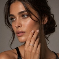 Bague de fiançailles en argent S925 et moissanite pour femme, empilable, plaquée platine, avec sertissage pavé certifié, style luxe léger