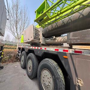 Grue sur camion ZOOMLION 130T d'occasion, grue mobile en bon état de fonctionnement, à vendre - Product Image 2