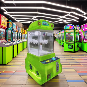 Mini machine à griffes de jeu d'arcade à pièces et grue en peluche pour enfants Win Always Coin Pusher - Product Image 5