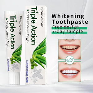 Dentifricio Sbiancante alle Erbe, Rafforza i <span class=keywords><strong>Denti</strong></span>, Rinfresca l'Alito, Rimuove il Tartaro, Allevia <span class=keywords><strong>la</strong></span> <span class=keywords><strong>Sensibilità</strong></span> Dentale per Adulti - Formato Regolare - Product Image 1